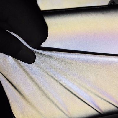 100% Polyester Tái chế Vải phản quang màu xám Mềm Vải phản quang Retro sạch cho quần áo
