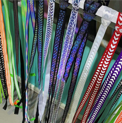 Băng nhựa Zipper Tape Vật liệu phản quang cầu vồng được in trên dây kéo cho túi