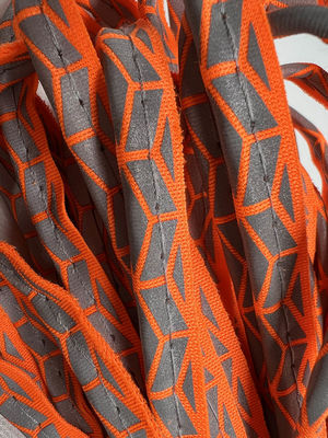 Đèn chống cháy hạt kính phản xạ vải có thể giặt polyester taffeta hiển thị